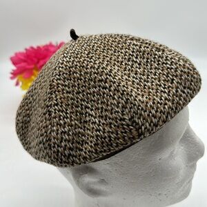 Ann Taylor Black Tan Wool Beret One Size HT6672E